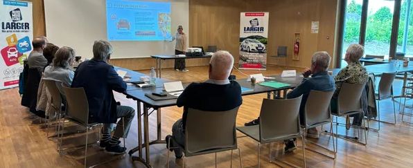 Séniors au volant : l’auto-école LARGER accompagne la remise à niveau, en partenariat avec Atout Age Alsace